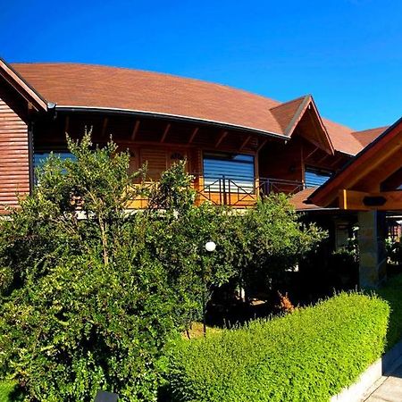 Hotel Pitrufquén Kültér fotó