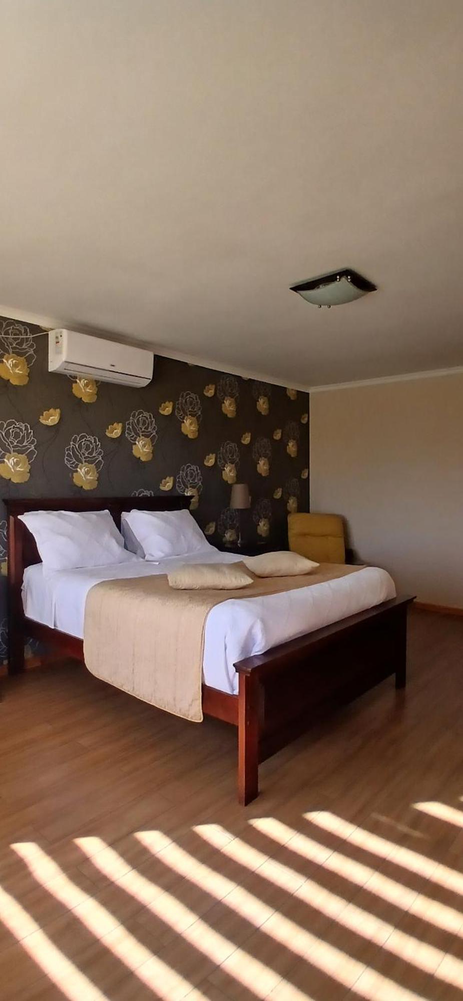 Hotel Pitrufquén Szoba fotó